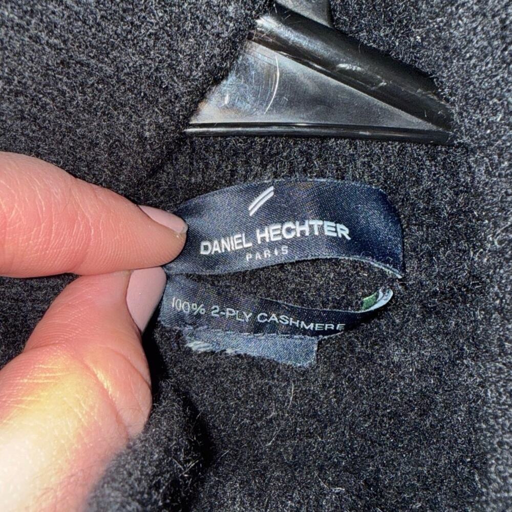 Daniel Hechter Paris 100% 2-Ply Cashmere Black Quarter Zip Sweater - Picture 3 of 3